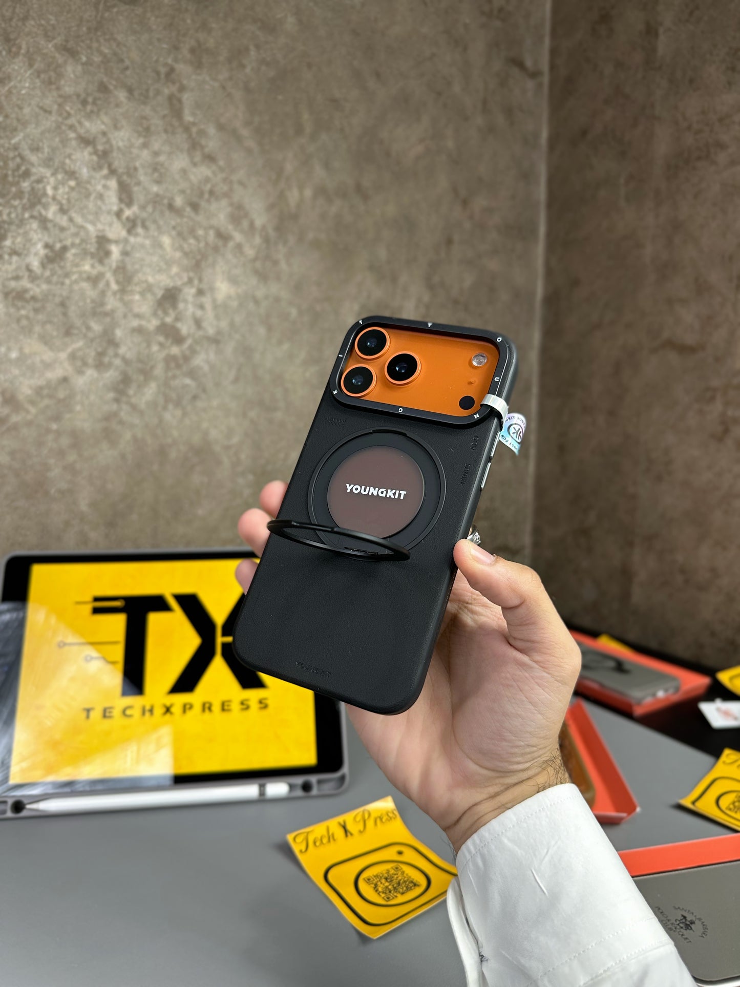Young Kit Leather With Stand Cases-17 Pro Max