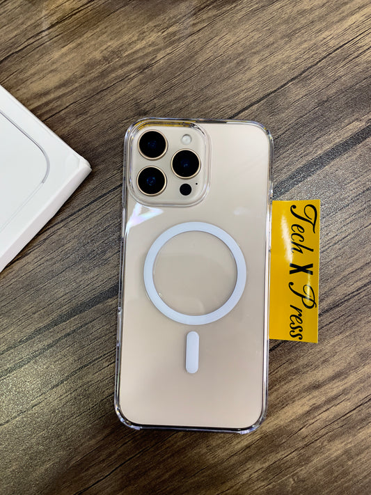 Clear Apple MagSafe Case