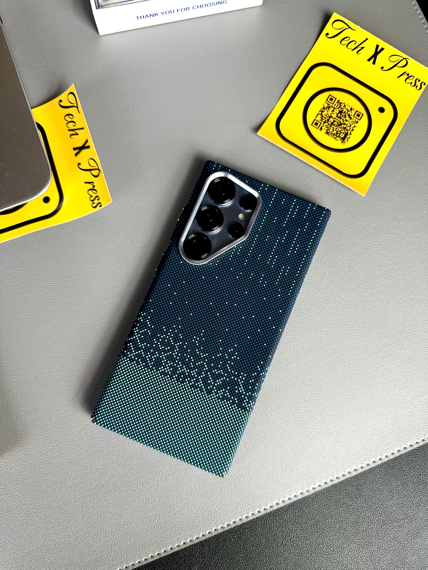 Luxo Life Case- Blue Dotted-Samsung S24 Ultra