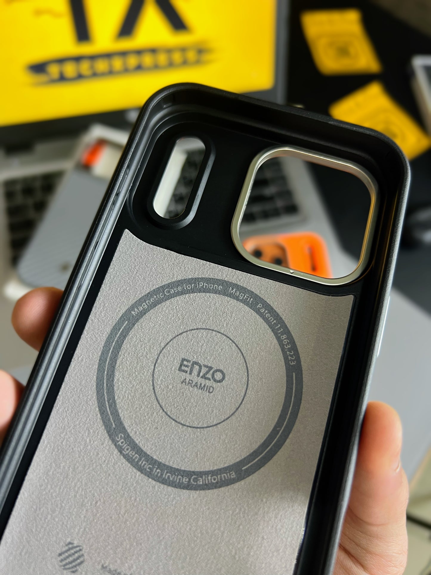 Spigen Enzo Aramid Series-17 Pro