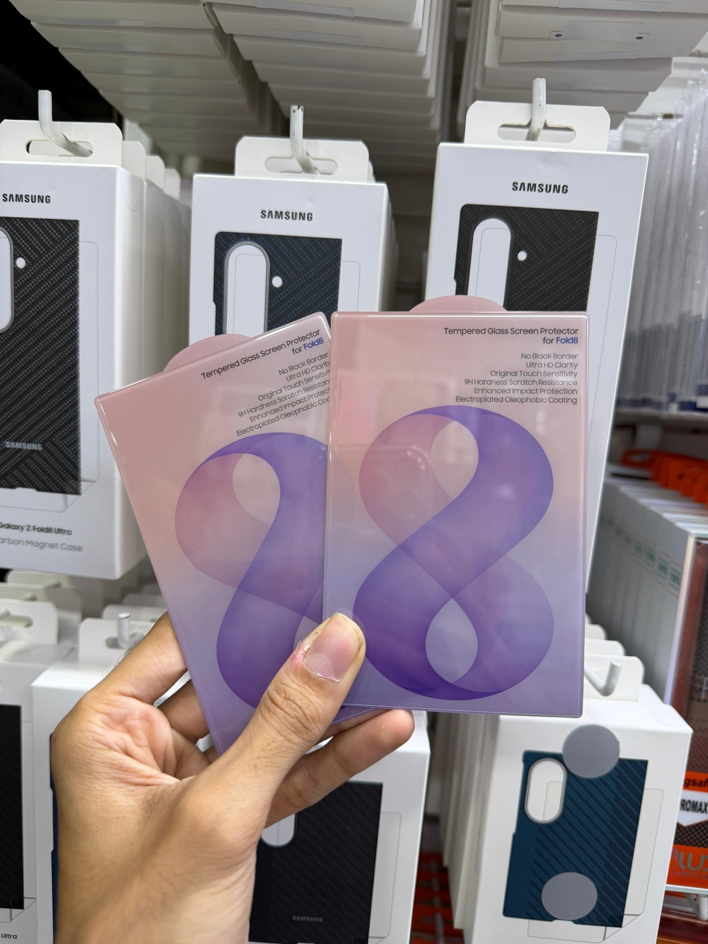 Samsung Official Carbon Patterned 2-Fold 8