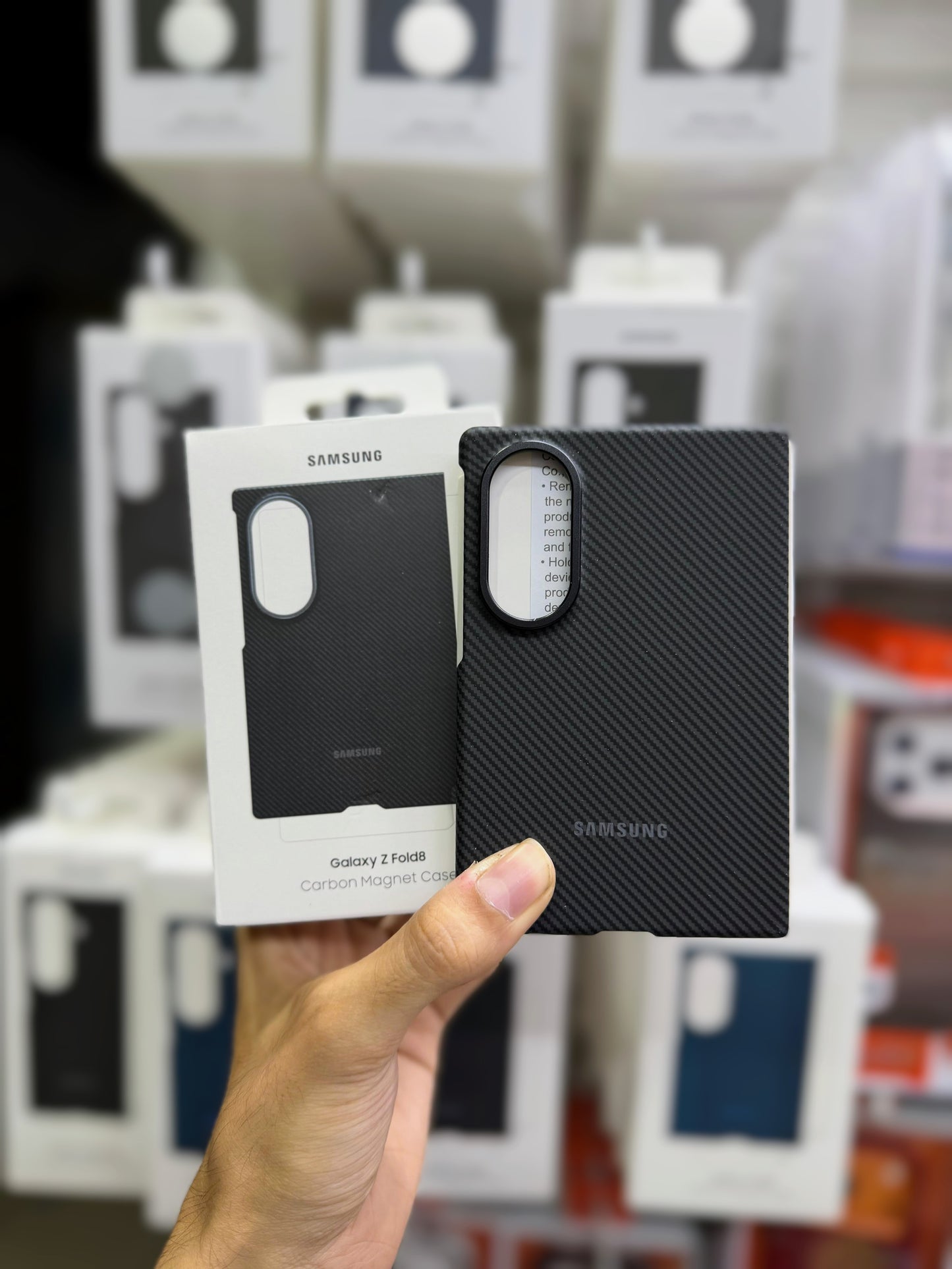 Samsung Official Carbon Patterned-Fold 8