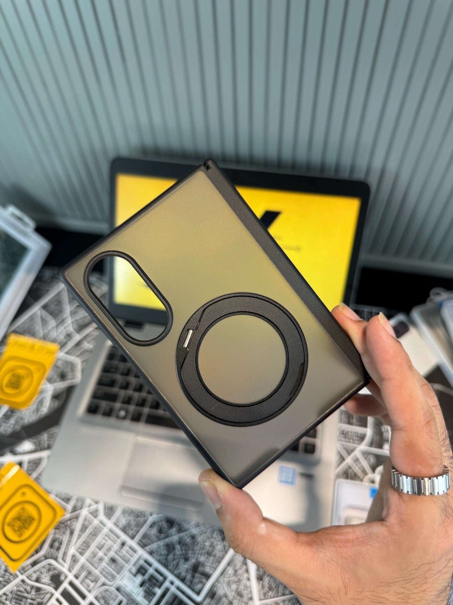 J CASE Metal Stand Series-Fold 8