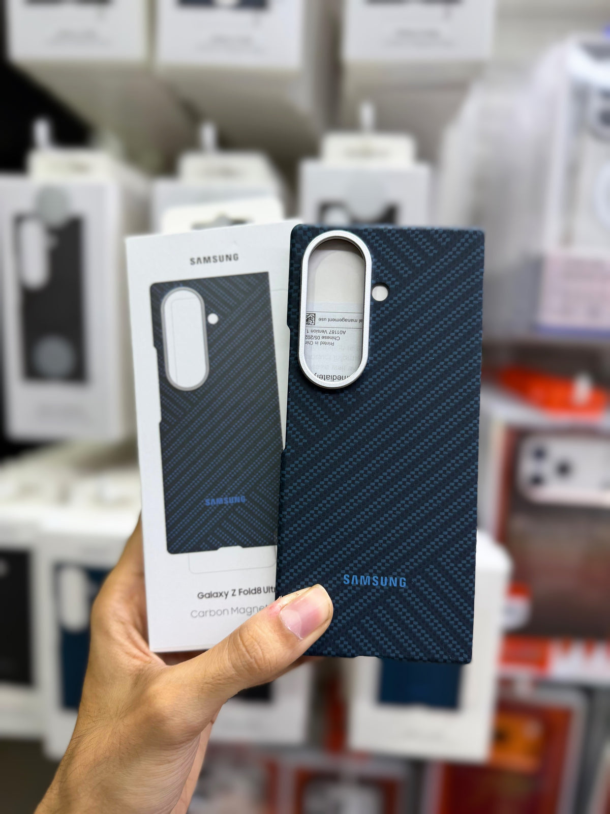 Samsung Official Carbon Patterned 2-Fold 8 Ultra