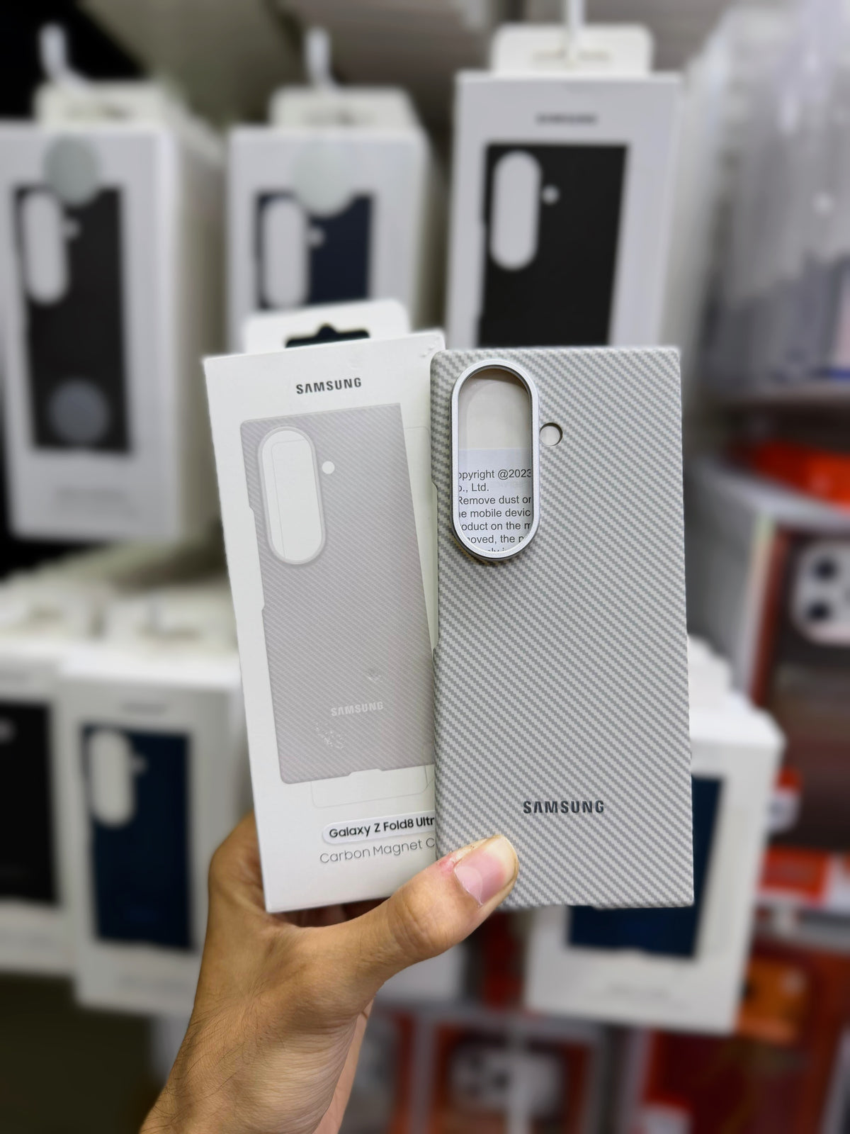 Samsung Official Carbon Patterned-Fold 8 Ultra