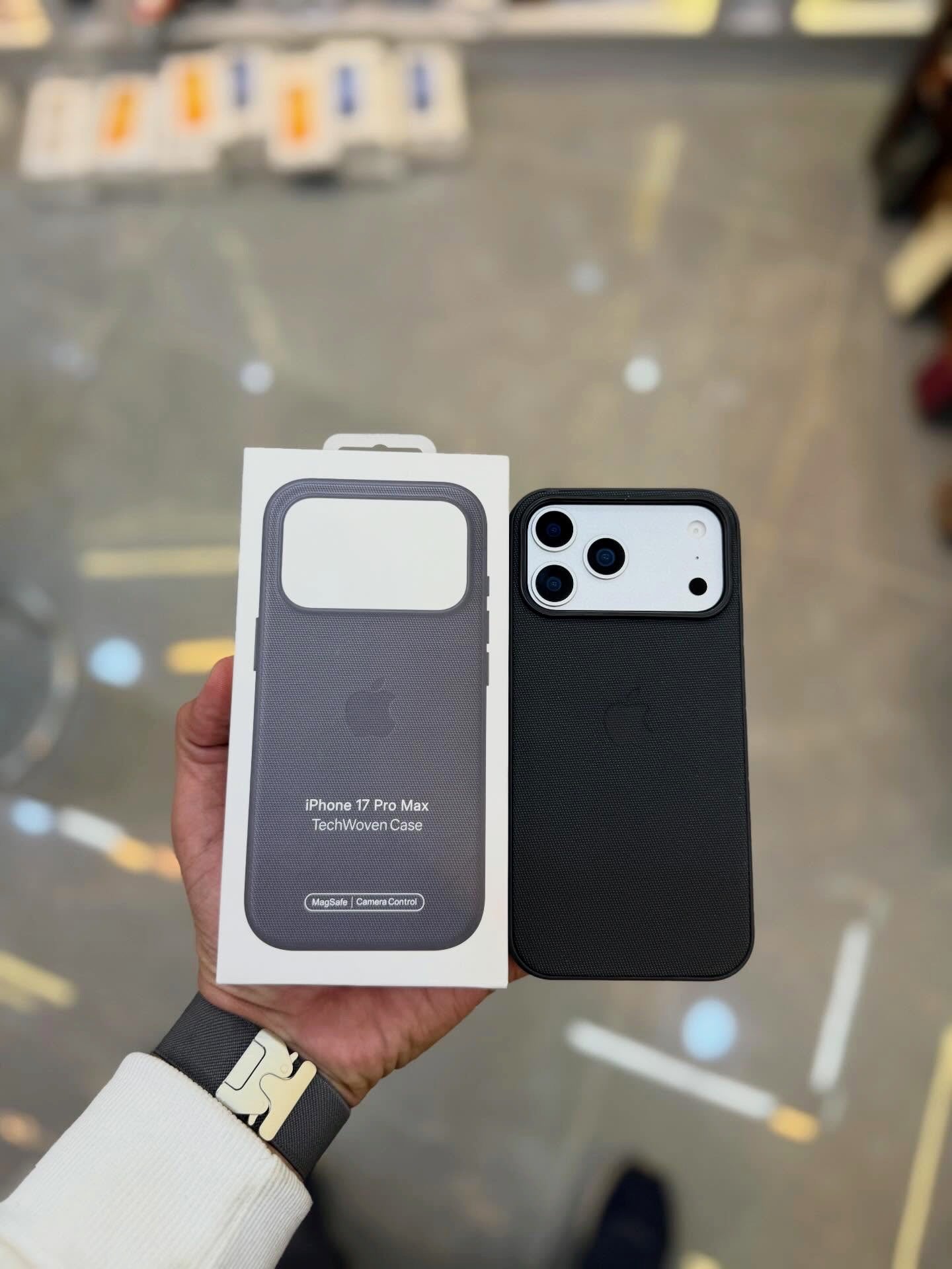 Apple Official Tech Woven Case