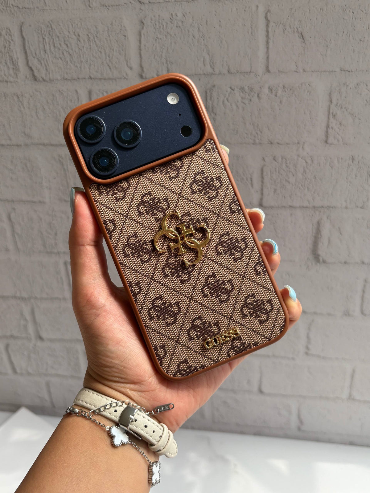 Official Guess Branded Case