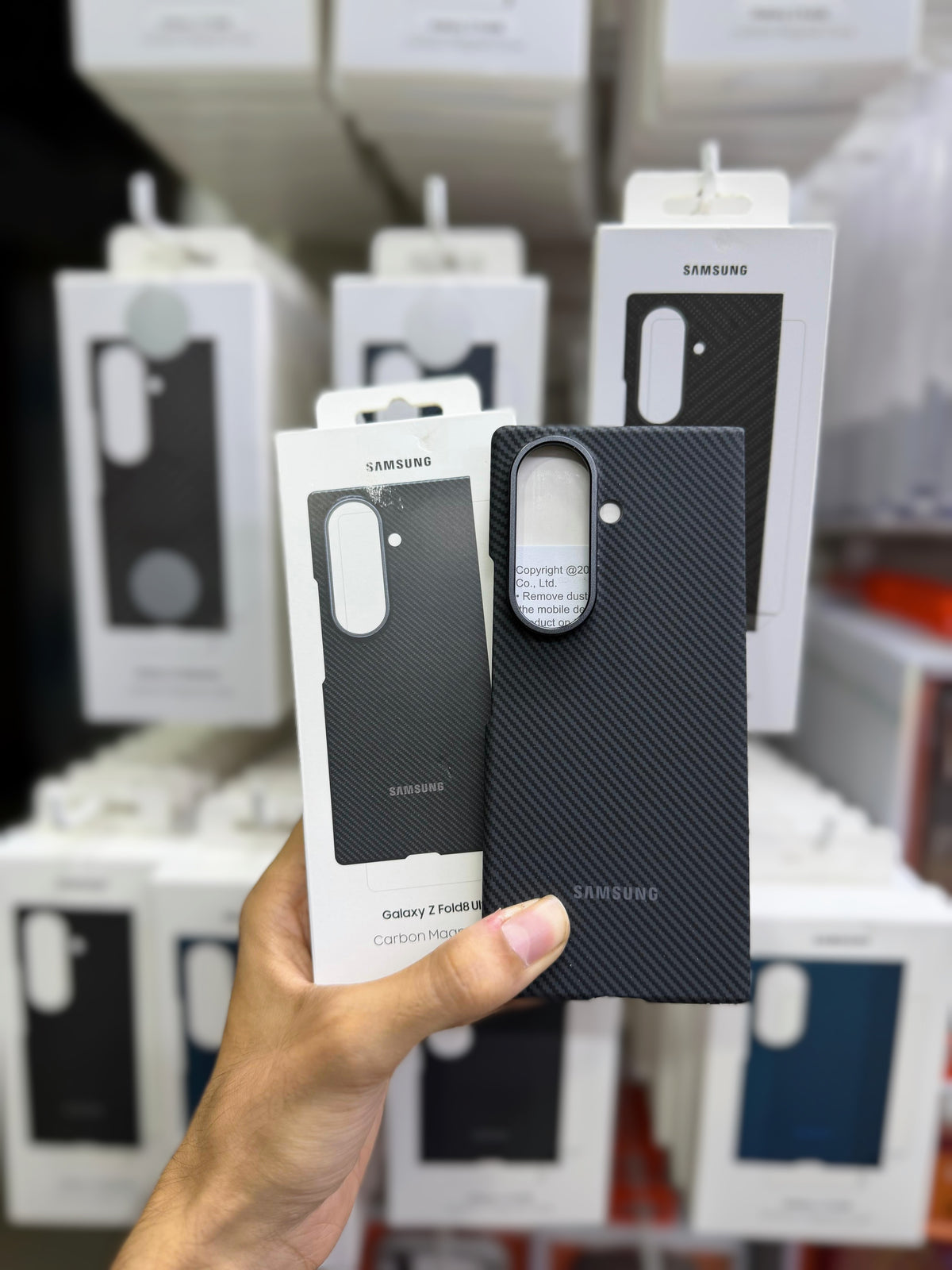 Samsung Official Carbon Patterned-Fold 8 Ultra