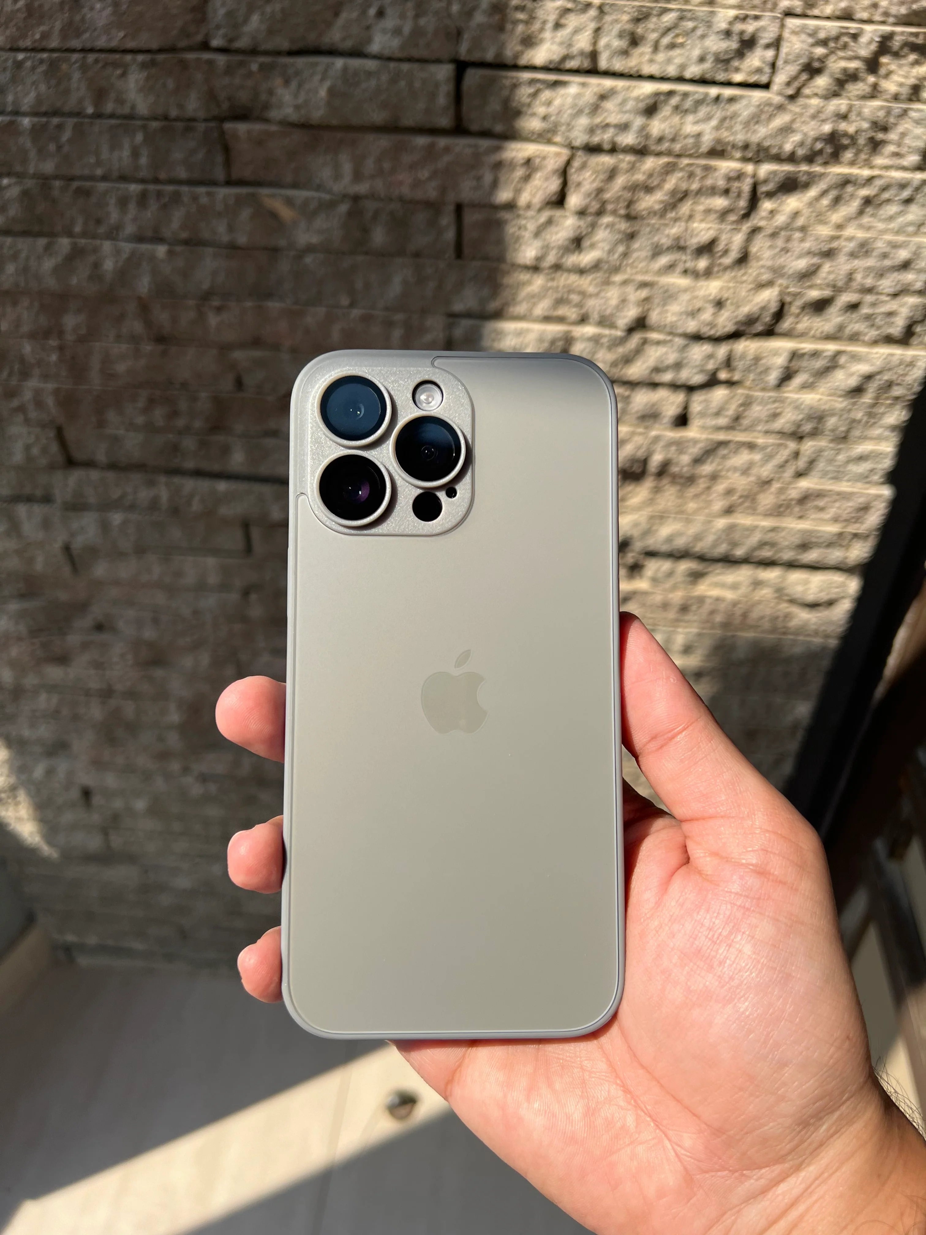 AG Glass Natural Titanium Case at TechXpress