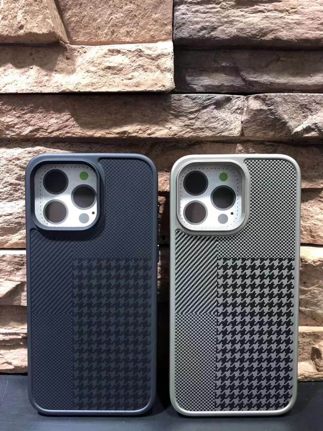 Woven Pattern Carbon Case-15 Pro Max